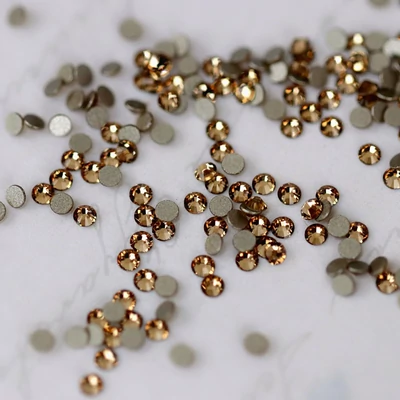 swarovski strasszkő ss16 méretben light colorado topaz színben