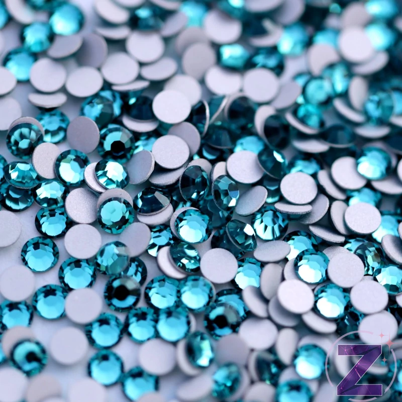 preciosa strasszkő ss5 méretben zircon blue színben