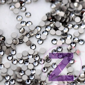 Kép 2/2 - preciosa strasszkő ss5 méretben black diamond színben