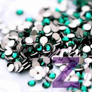 Kép 1/2 - preciosa strasszkő ss5 méretben emerald színben