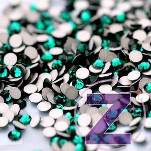 Kép 2/2 - preciosa strasszkő ss5 méretben emerald színben