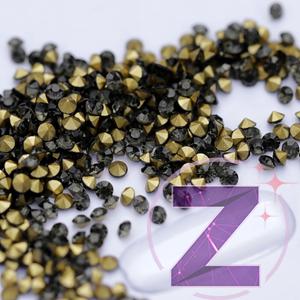 Kép 2/2 - rivoli strasszkő black diamond