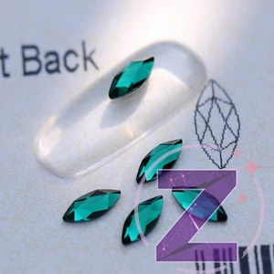 Kép 2/2 - swarovski formakő marquise emerald