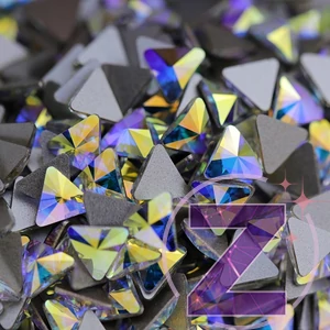 Kép 2/3 - Swarovski formakő Rivoli Triangle AB