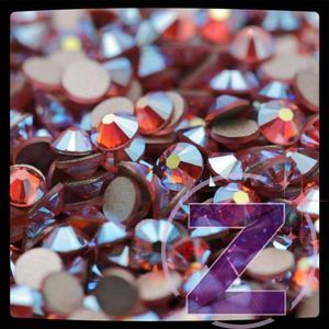 Kép 2/2 - swarovski strasszkő ss9 méretben light rose ab színben