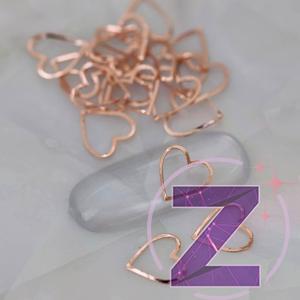 Kép 1/2 - szegecs körömdísz rose gold színben
