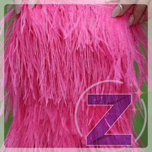 Kép 1/3 - toll ruhadekoráció pink színben