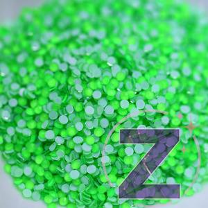 Kép 1/2 - zodiac strasszkő ss6 méretben neon green színben