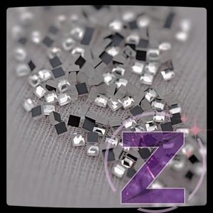 Kép 2/2 - strassz formakő 1.5mm-es négyzet crystal színben