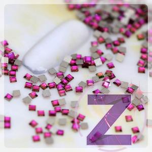 Kép 1/2 - strassz formakő mini négyzet fuchsia színben