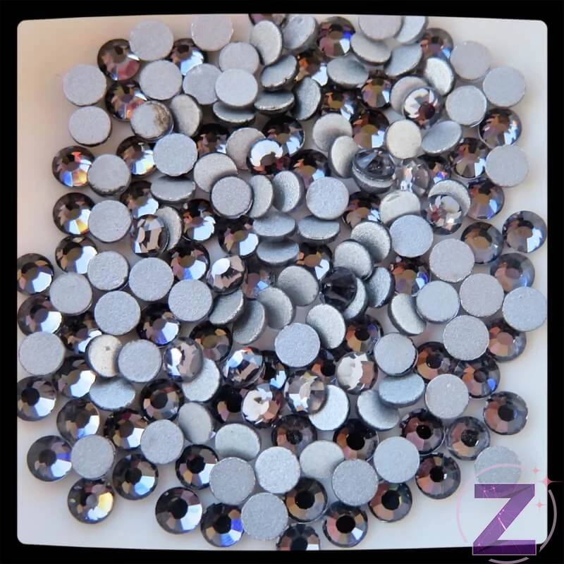 zodiac strasszkő ss3 black diamond színben