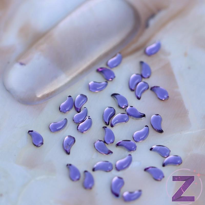 akril forma csepp alakban light amethyst színben
