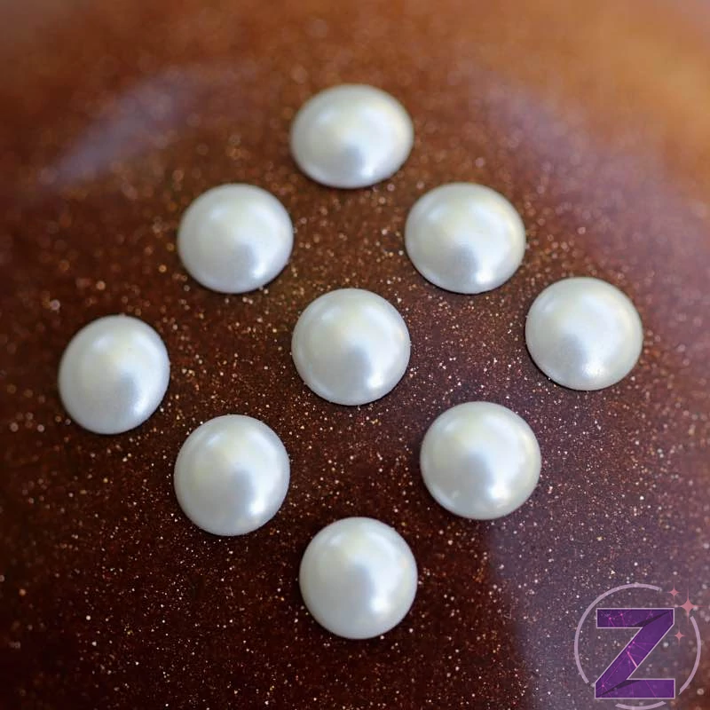 félgyöngy körömdísz 3mm átmérőjű fehér színben