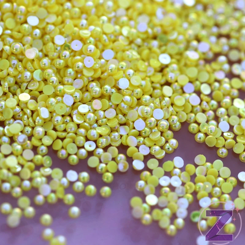félgyöngy körömdísz 2.0mm méretben yellow ab színben