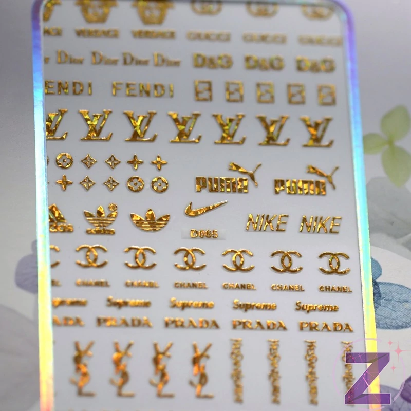 körömmatrica 3D divatmarkak színjátszó