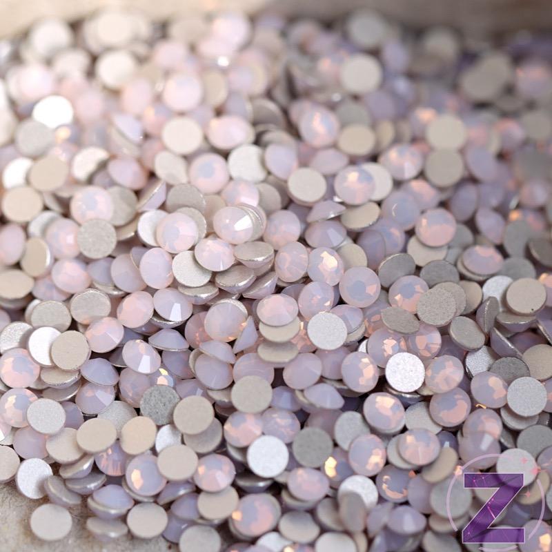 preciosa strasszkő ss8 méretben light rose opál színben