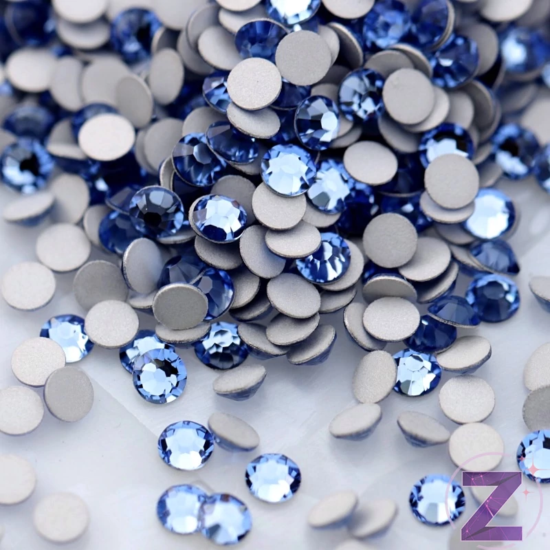 preciosa strasszkő ss5 méretben light Sapphire színben
