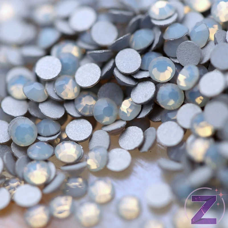 preciosa strasszkő ss5 méretben white opal színben