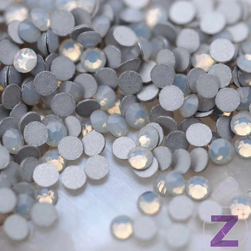 preciosa strasszkő ss5 méretben white opal színben