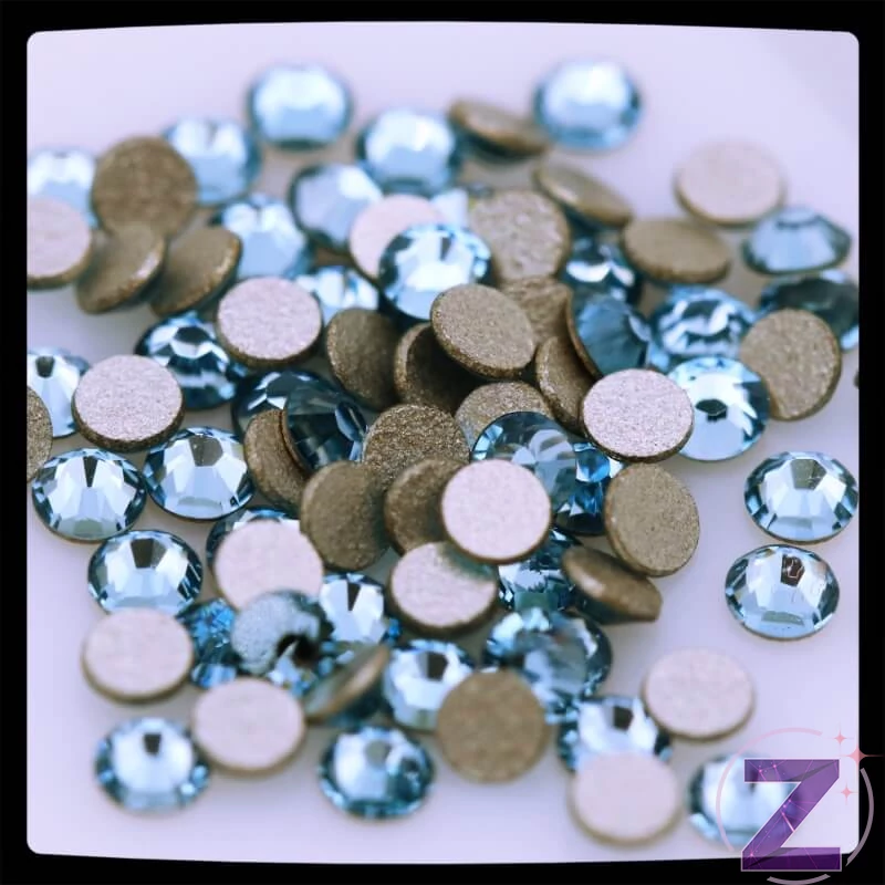 swarovski strasszkő ss9 méretben aquamarine színben