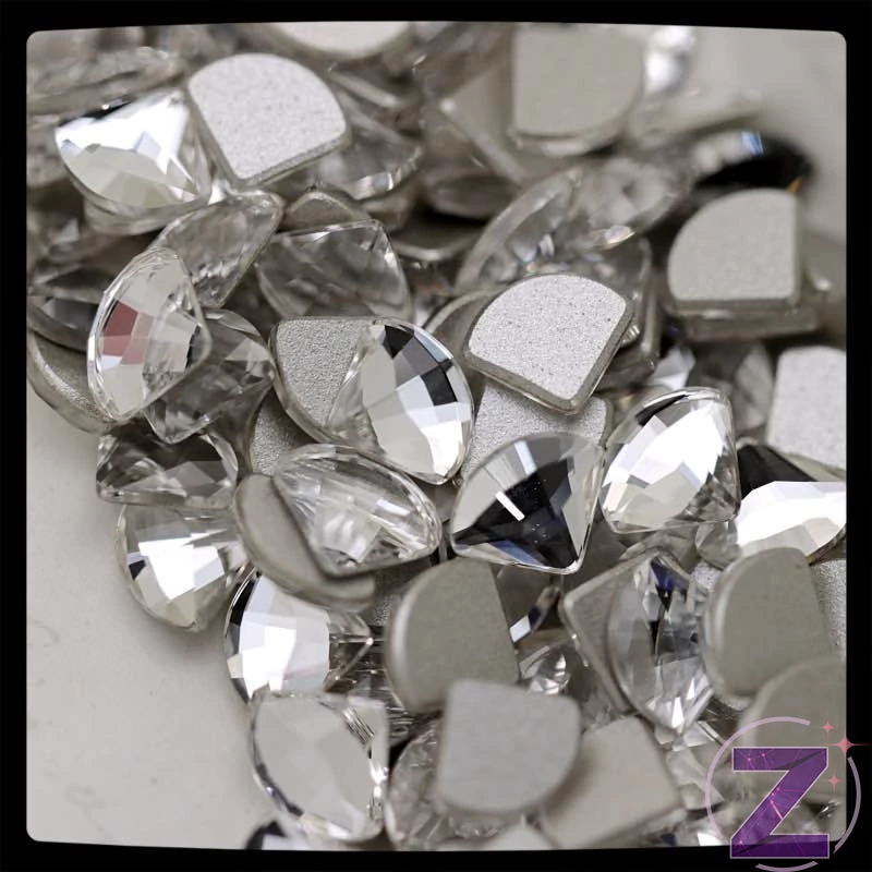 swarovski formakő crystal színben
