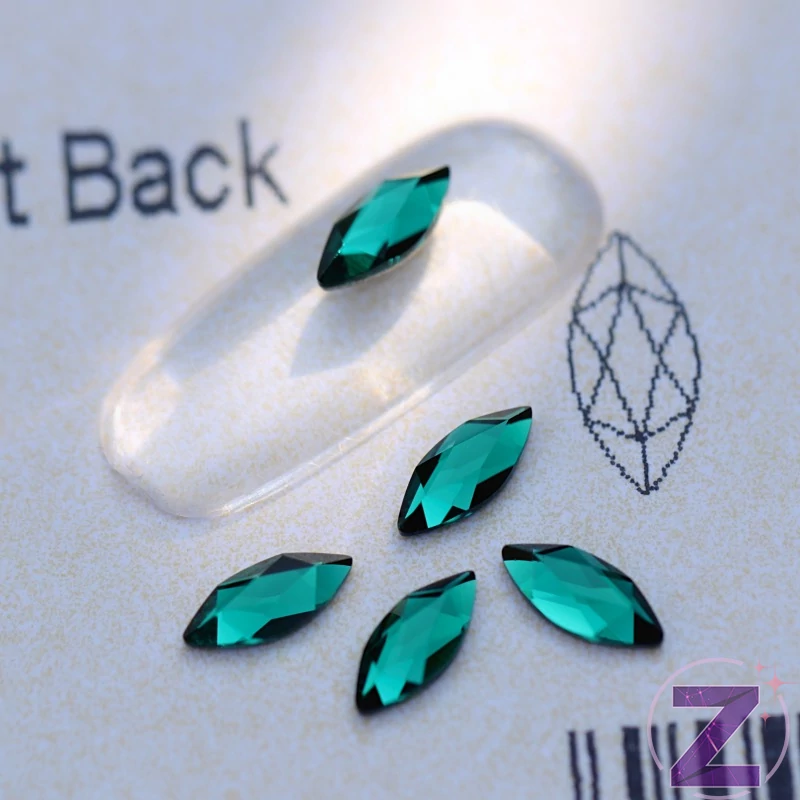 swarovski formakő marquise emerald