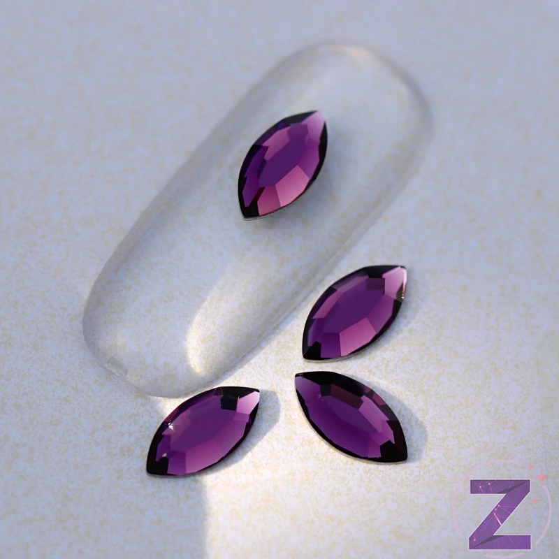 swarovski formakő navette amethyst