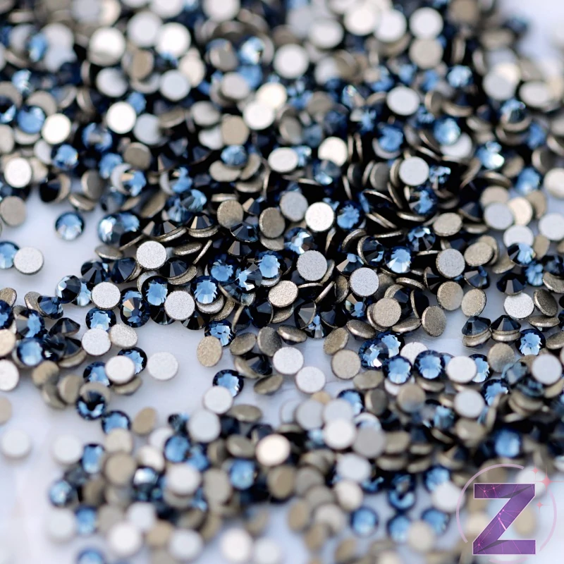 swarovski strasszkő montana színben