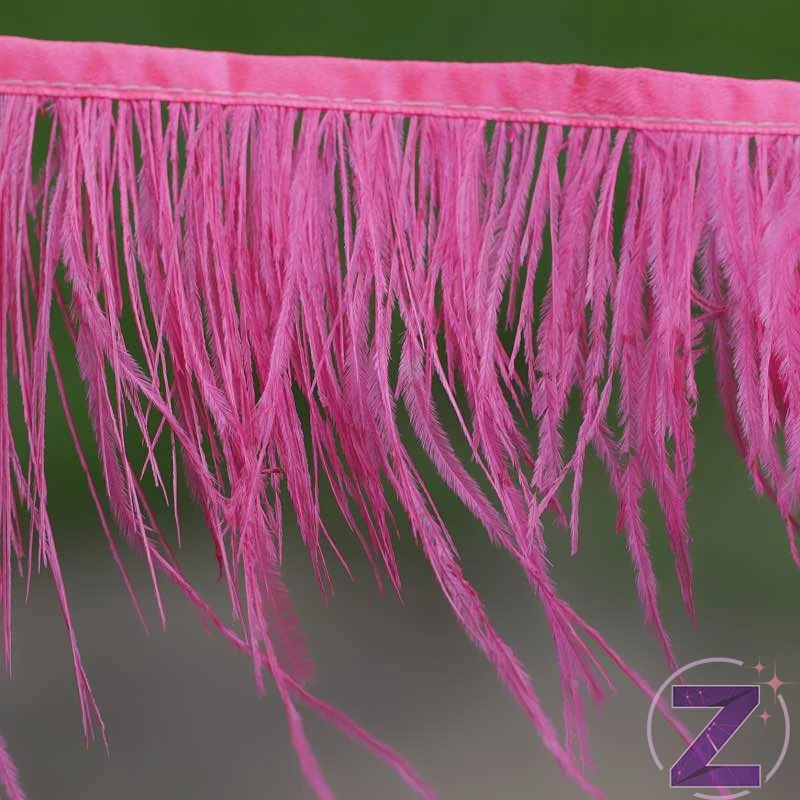 toll ruhadekoráció pink színben