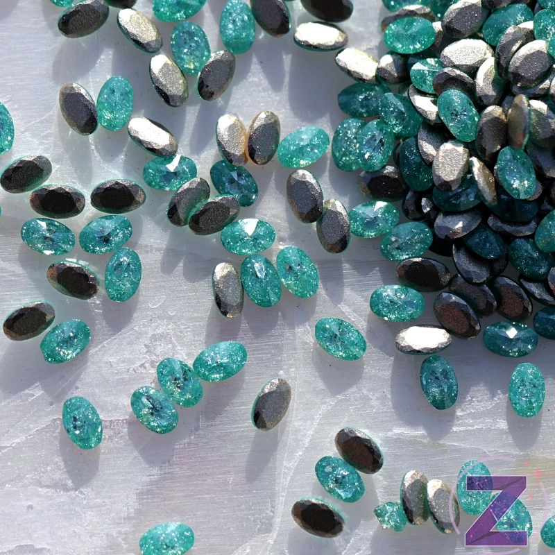 mini cirkónia kristály ovális mint sparkle színben
