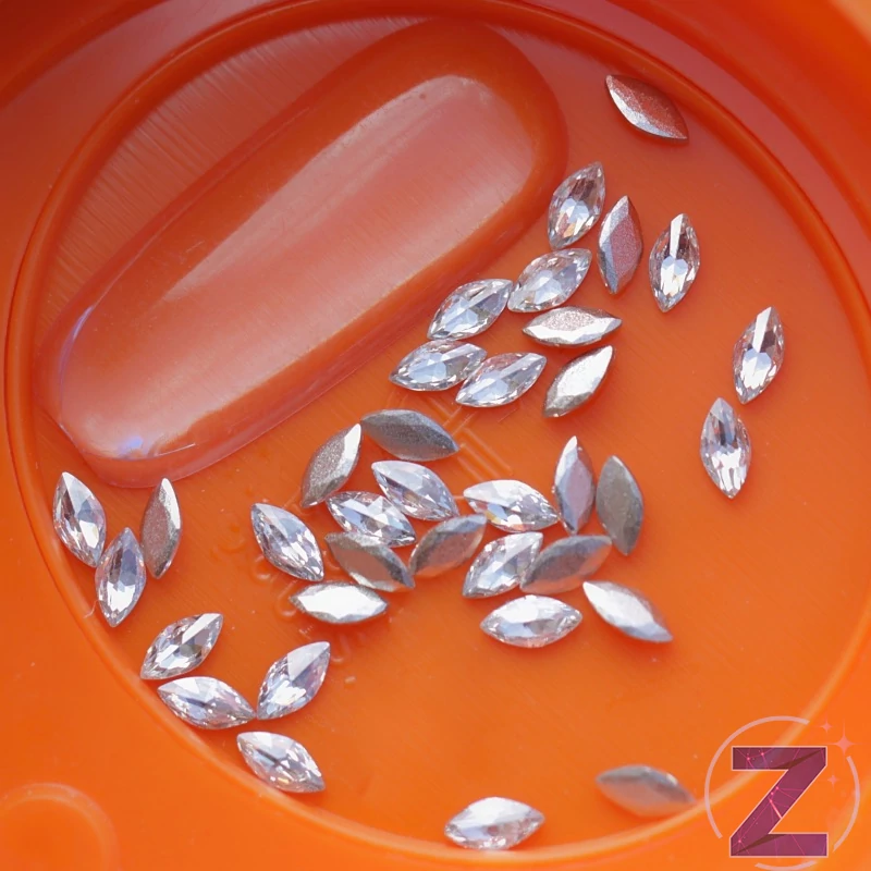mini cirkónia kristály zabszem crystal