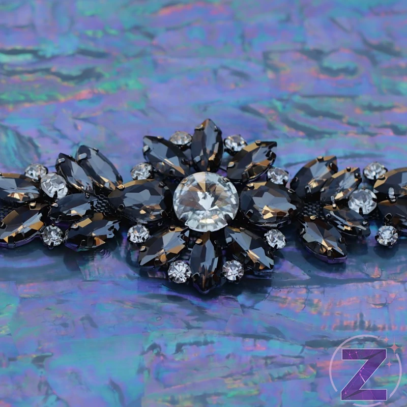 varrható ruhadísz black diamond színben