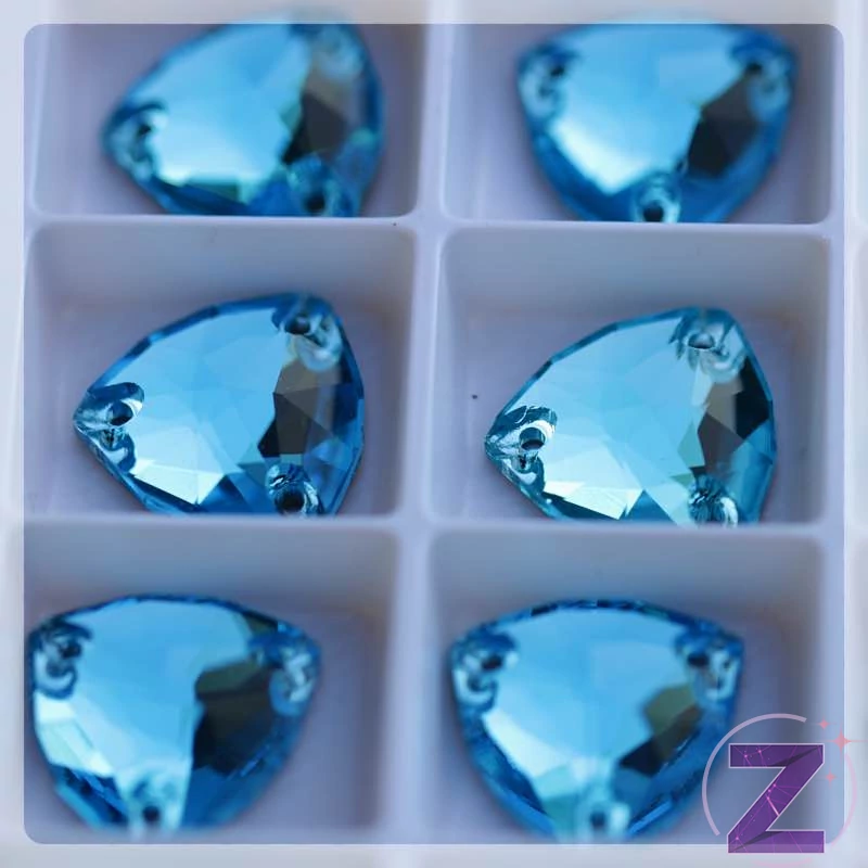 varrható üveg kristály aquamarine színben