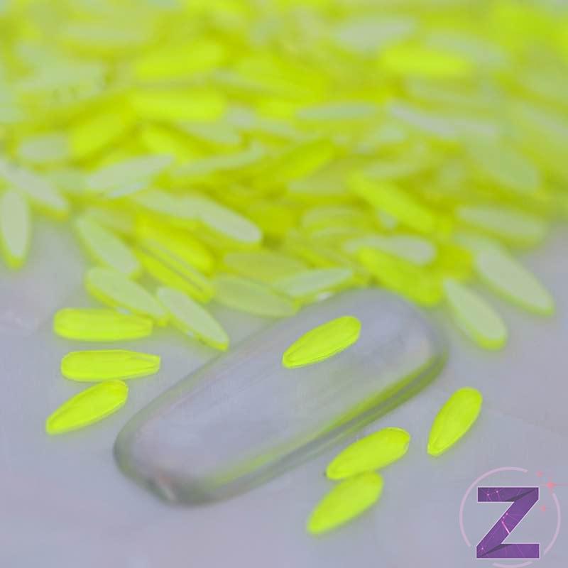 csepp alakú formakő üveg körömdísz neon sárga