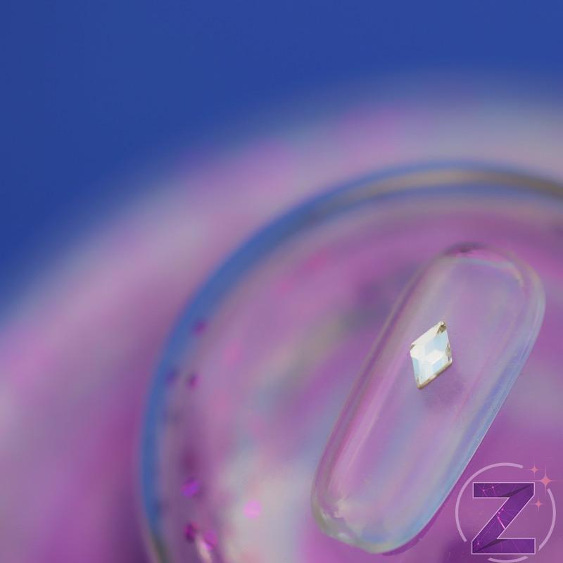 strassz formakő mini crystal rombusz